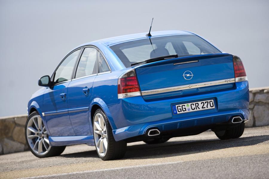  Opel Vectra OPC 2005 года  (фото 2 из 26)